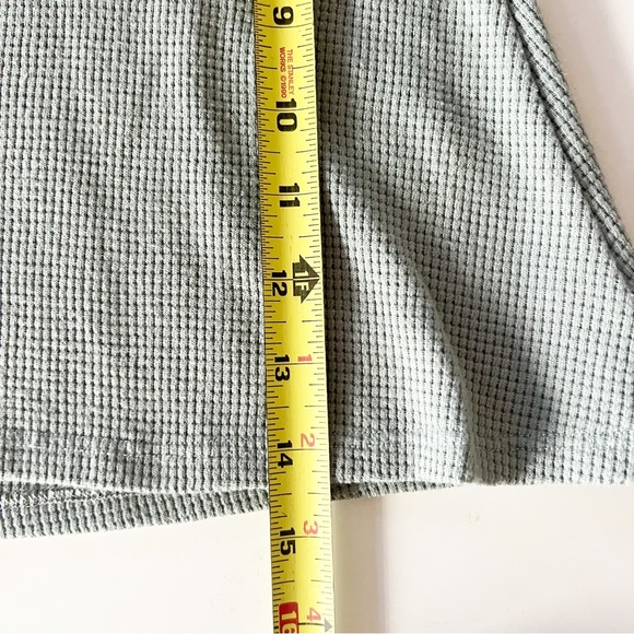 Pippa & Julie Knit Top With Flower Appliqué - Picture 9 of 15